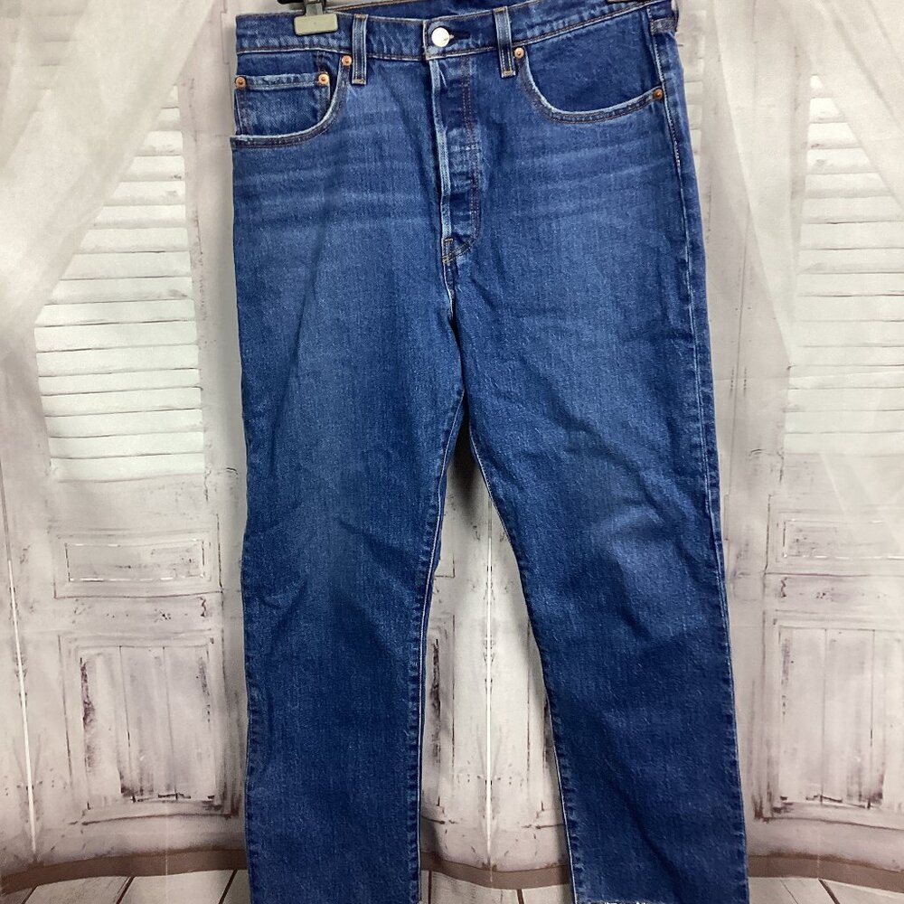 Levis 501 Blue Bootcut Jeans 31x26